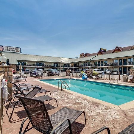Mountain Breeze Motel Pigeon Forge Exterior foto
